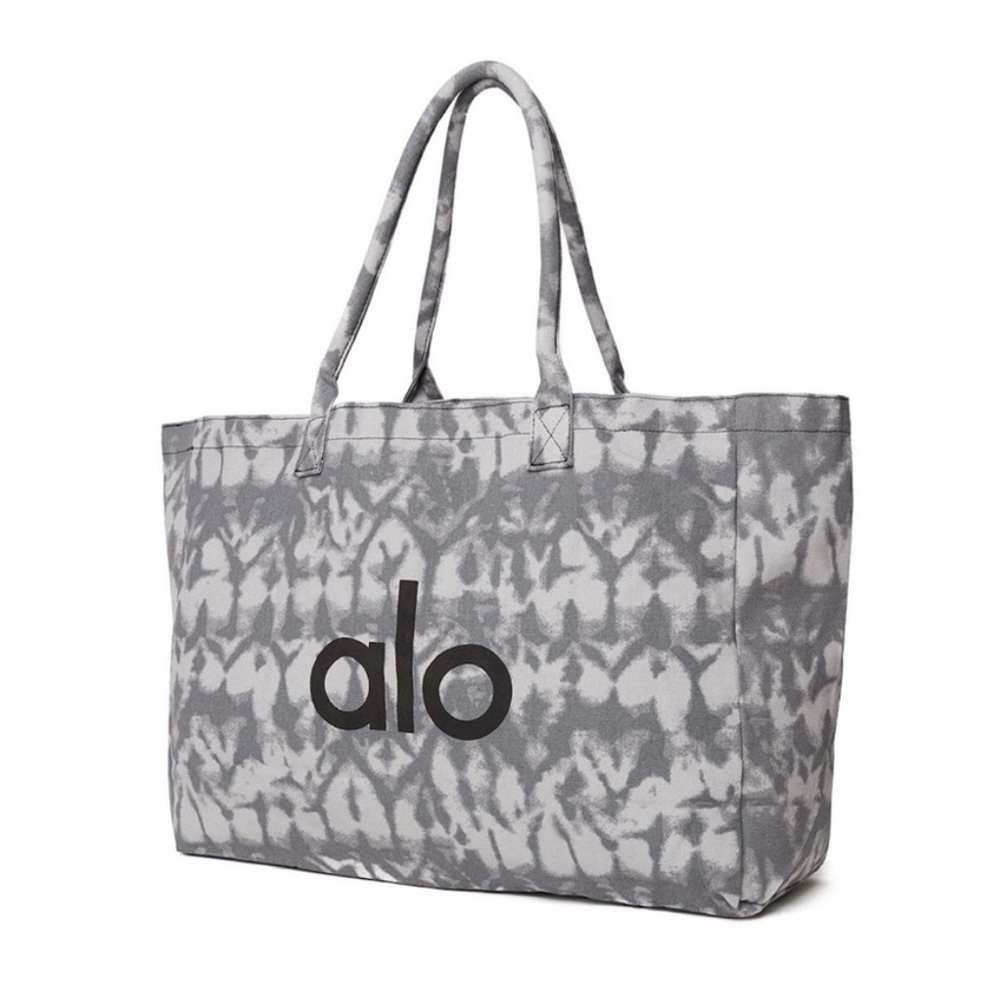 Alo bag new camouflage gray print yoga gym duffel luggage travel shopper tote - Picture 3 of 4